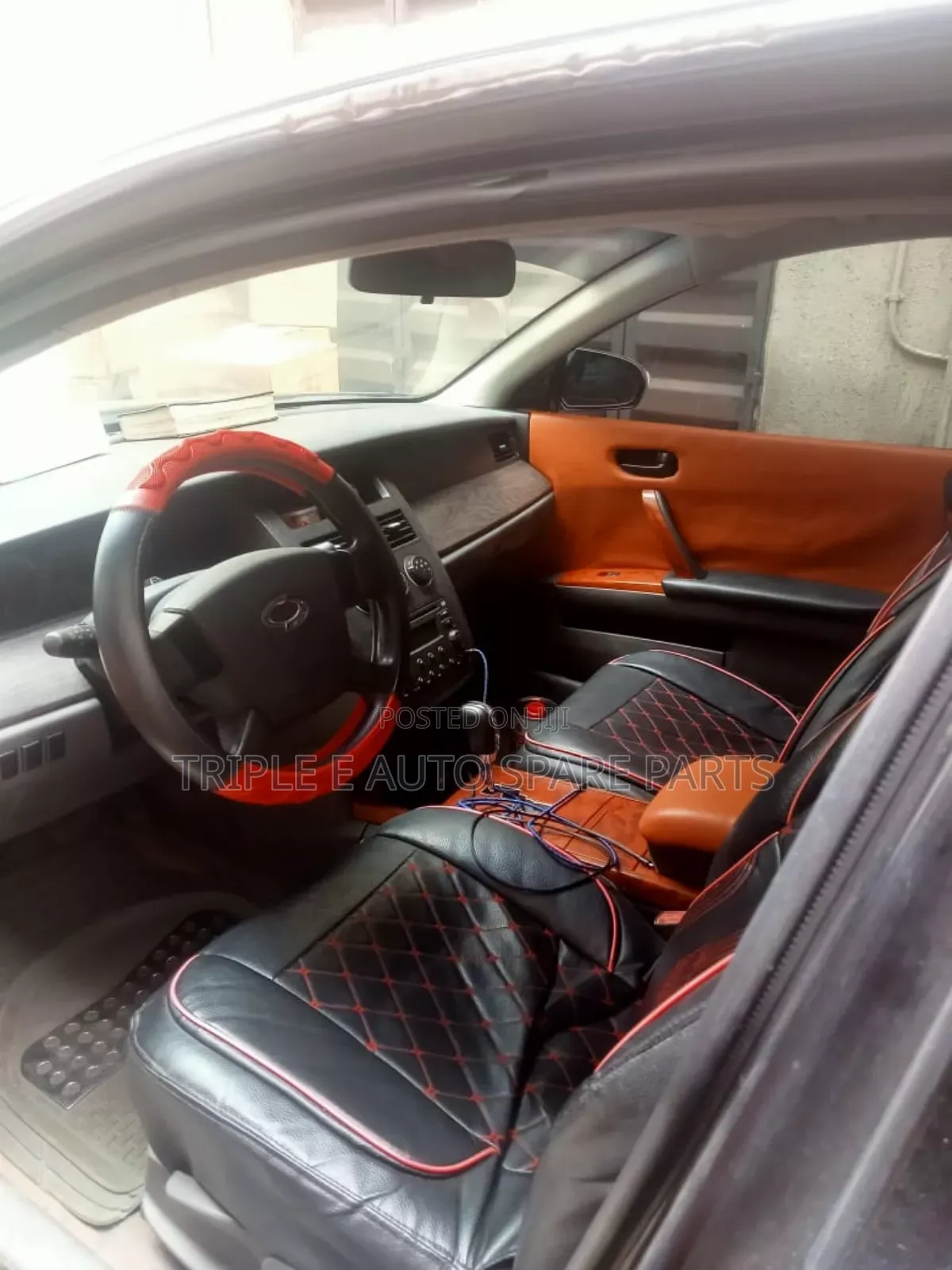 Car 2007 Black