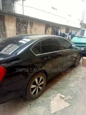 Car 2007 Black