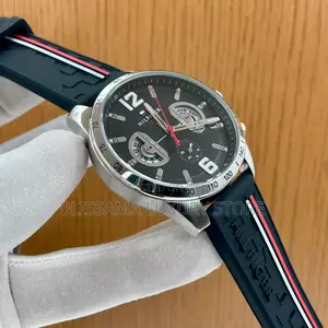 Tommy Hilfiger Luxury Rubber Wristwatch | Original, Classy & Durable