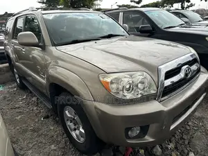 Toyota 4-Runner Limited 2008 Gold