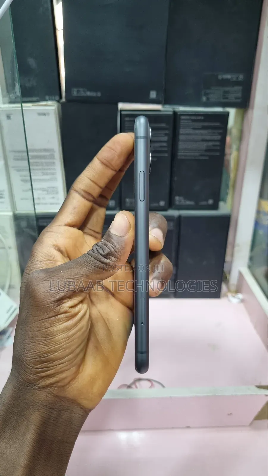 Apple iPhone 11 64 GB Black