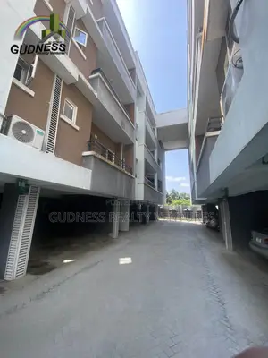 2bdrm Apartment in Lekki for rent