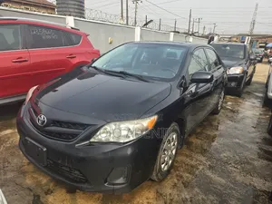 Toyota Corolla 2013 Black
