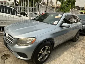 Mercedes-Benz GLC-Class 2016 Blue