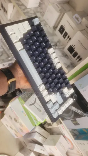 Game Mechanical Wireless Keyboard 75 Keys ,Monochrome Full Brightn