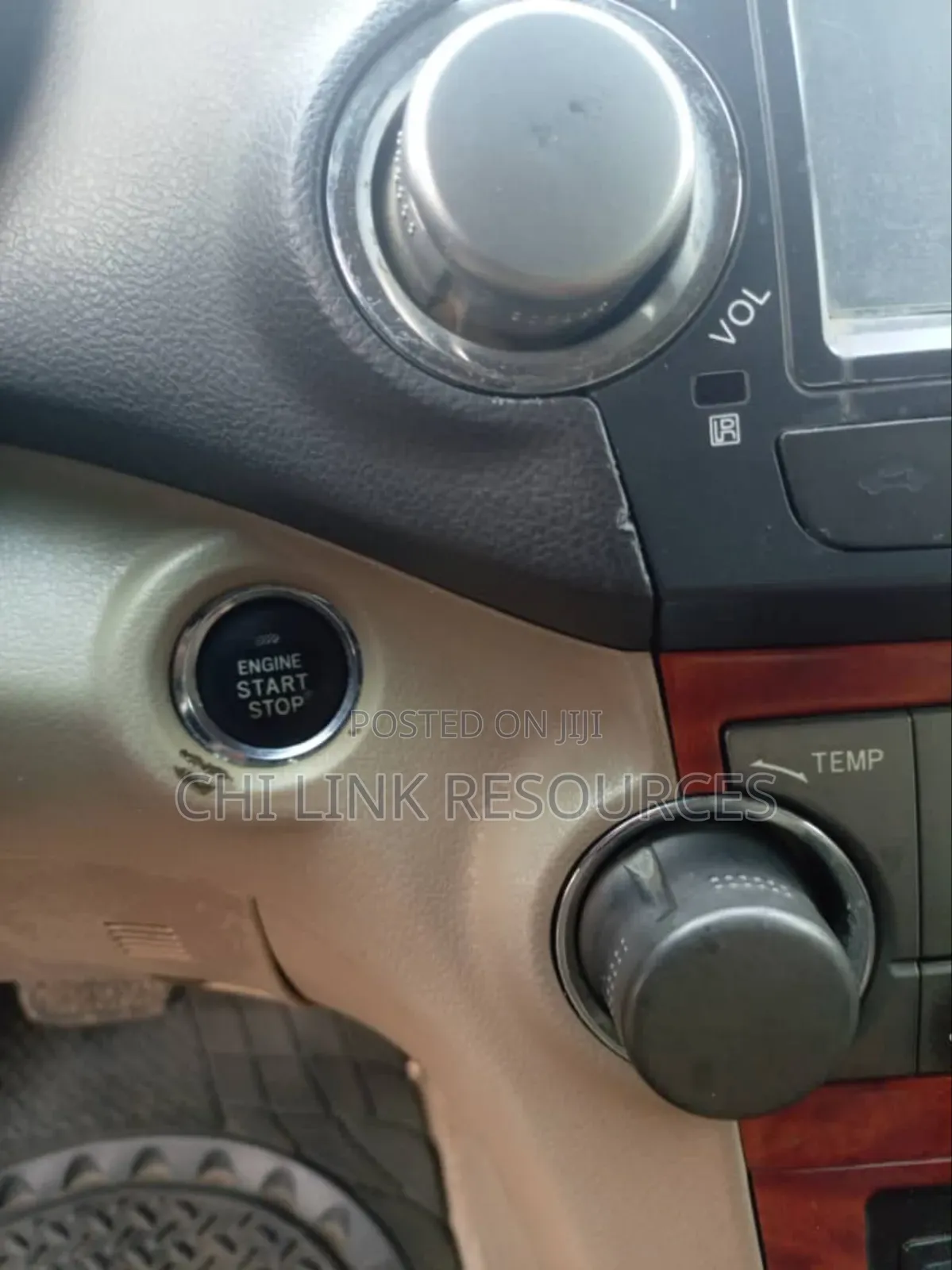 Toyota Highlander 2010 Gold
