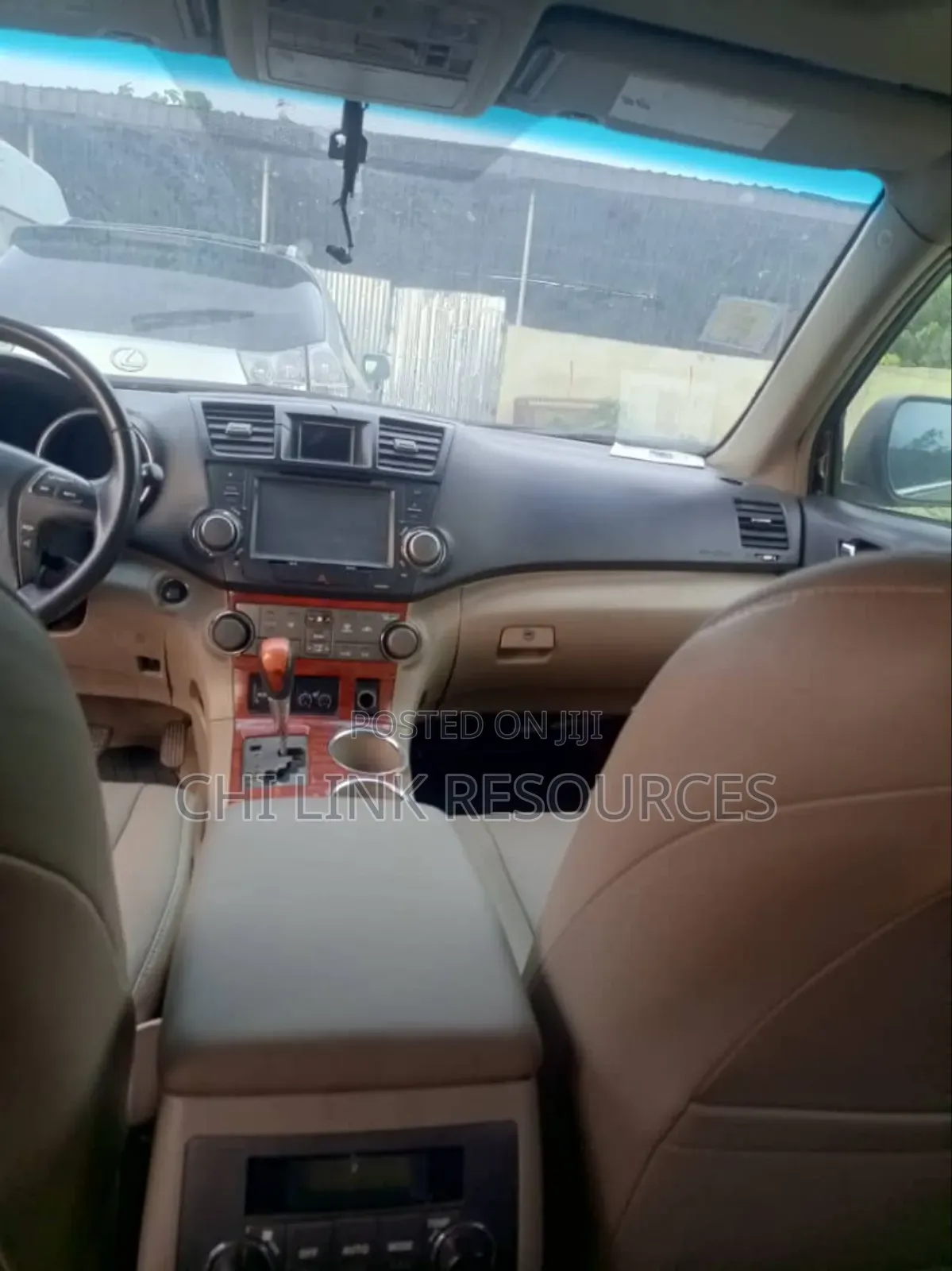 Toyota Highlander 2010 Gold