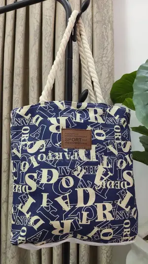 A-z Slay Tote
