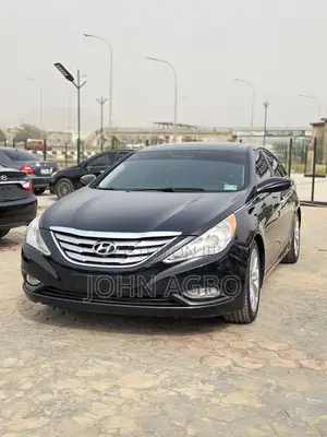 Hyundai Sonata Limited Sedan FWD (2.4L 4cyl 6A) 2011 Black