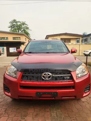 Toyota RAV4 2010 Red