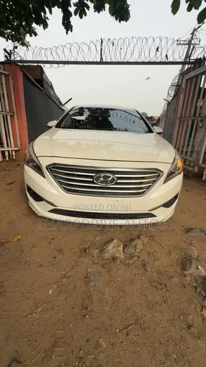 Hyundai Sonata Limited 4dr Sedan (2.4L 4cyl 6A) 2015 White