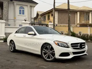 Mercedes-Benz C300 Luxury 4Matic Sedan AWD (2.0L 4cyl 7A) 2016 White