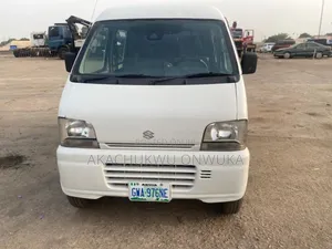 Suzuki Every 2010 White