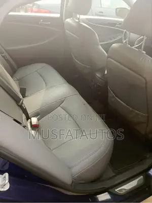 Hyundai Sonata GLS Sedan FWD (2.4L 4cyl 6A) 2011 Blue