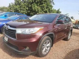 Toyota Highlander 2016 Burgundy