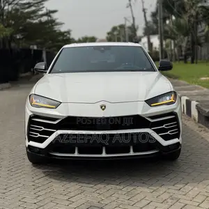 Lamborghini Urus Base 2019 White