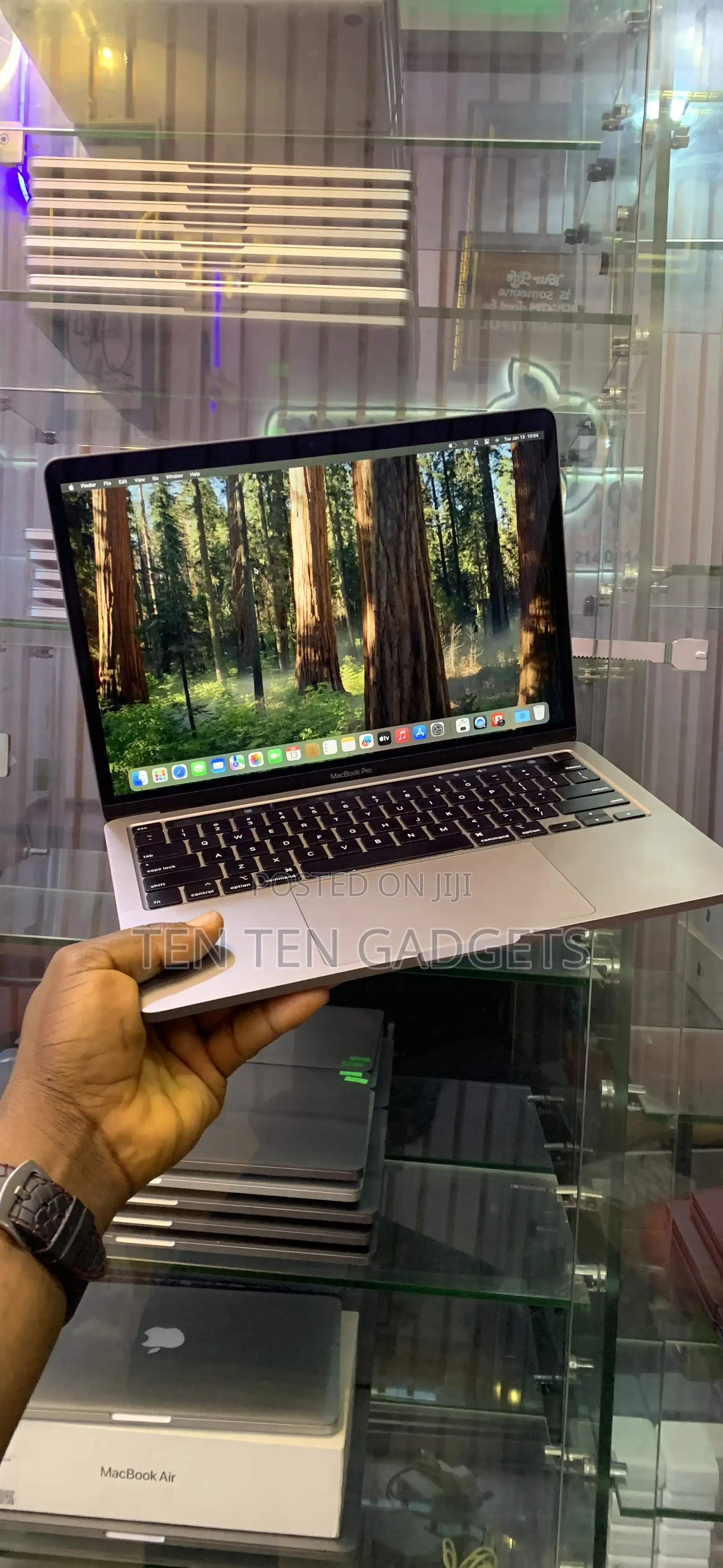 Laptop Apple MacBook Pro 2020 32GB Intel Core i7 SSD 512GB