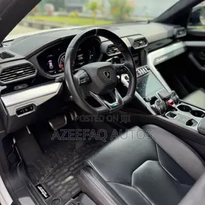 Lamborghini Urus Base 2019 White