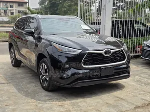 Toyota Highlander XLE FWD 2020 Black