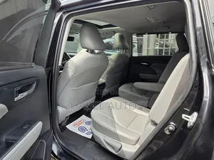 Toyota Highlander XLE FWD 2020 Black