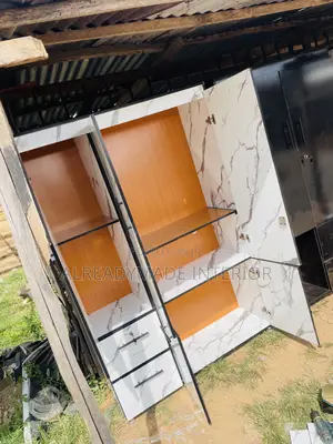 4ft by 6ft ,3face Wardrobe