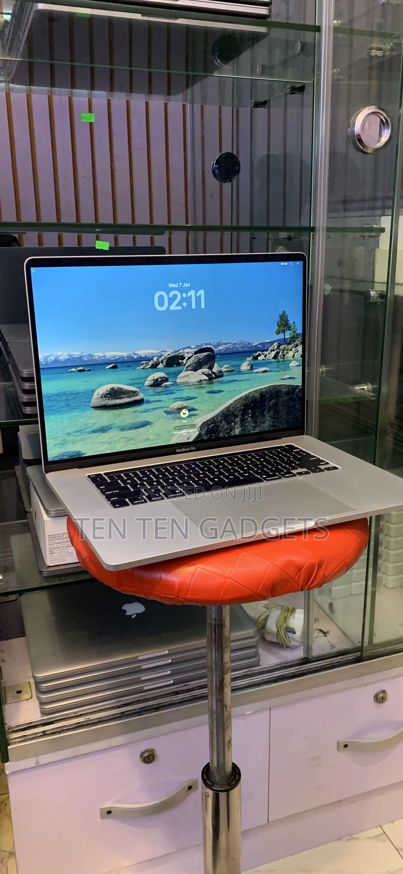 Laptop Apple MacBook Pro 2019 32GB Intel Core i9 SSD 1T