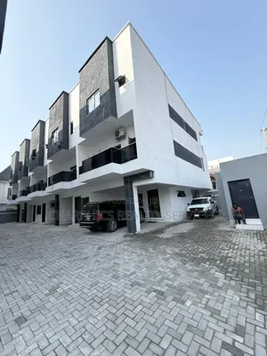 3bdrm Duplex in Agungi for sale
