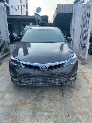 Toyota Avalon XLE 4dr Sedan (3.5L 6cyl 6A) 2014 Gray
