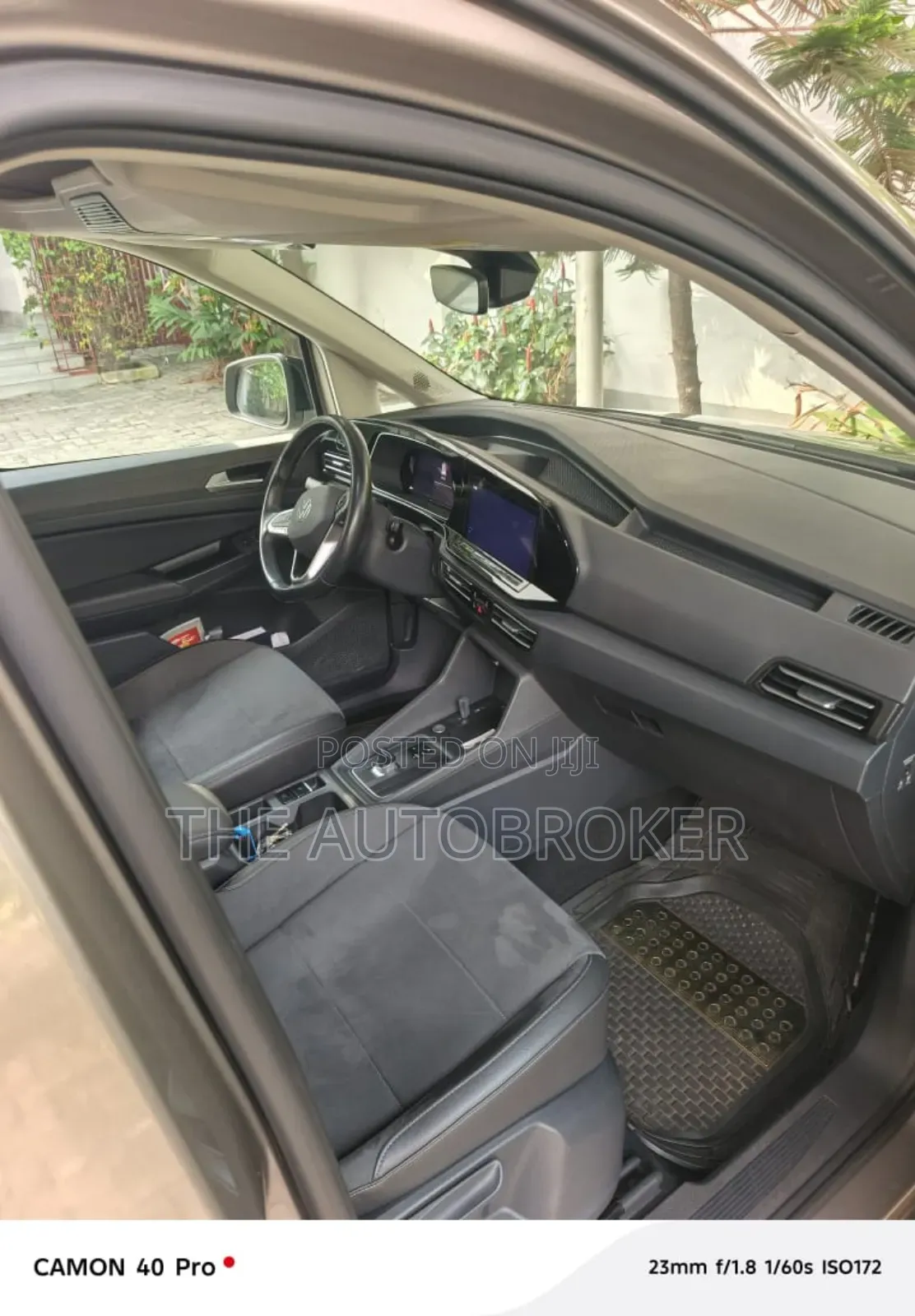 Volkswagen Caddy 2022 Brown
