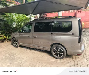 Volkswagen Caddy 2022 Brown