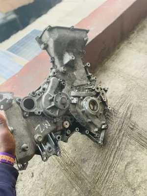 Direct Tokunbo 3ur Oil Pump for Toyota Land Cruise, Tundra, Sequoia
