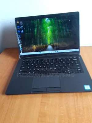 Laptop Dell Latitude 5300 8GB Intel Core i5 SSD 256GB