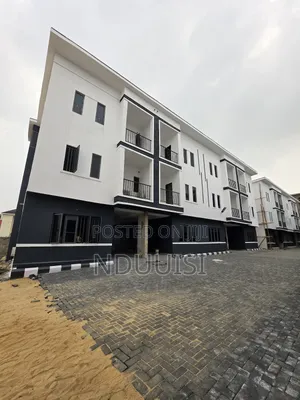 4bdrm Duplex in Atlantic View Estate, Igbo-efon for sale