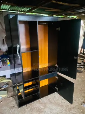 40inc by 6ft Wardrobe