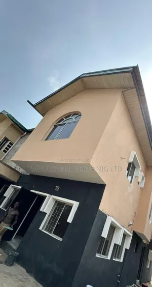 1bdrm Room & Parlour in Lekki Phase1 for rent