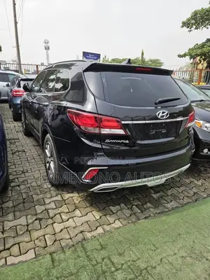 Hyundai Santa Fe SE AWD 2017 Black