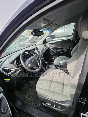 Hyundai Santa Fe SE AWD 2017 Black