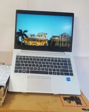New Laptop HP EliteBook 840 G5 16GB Intel Core I5 SSD 1T