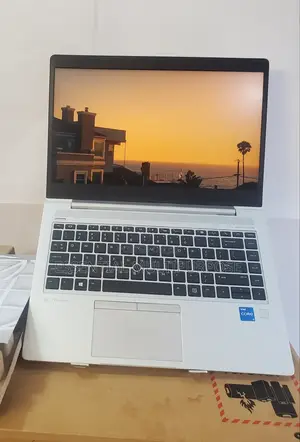 New Laptop HP EliteBook 840 G6 16GB Intel Core I5 SSD 256GB