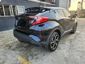 Toyota C-HR XLE FWD 2019 Black