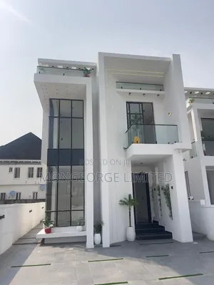 5bdrm Duplex in Chevron for sale