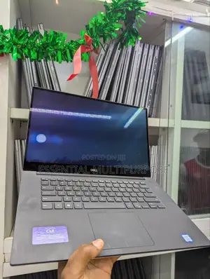 New Laptop Dell XPS 15 32GB Intel Core I7 SSD 512GB
