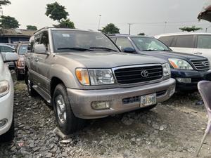 Toyota Land Cruiser 2005 Gold