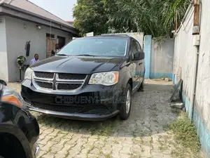 Dodge Grand Caravan 2013 Black