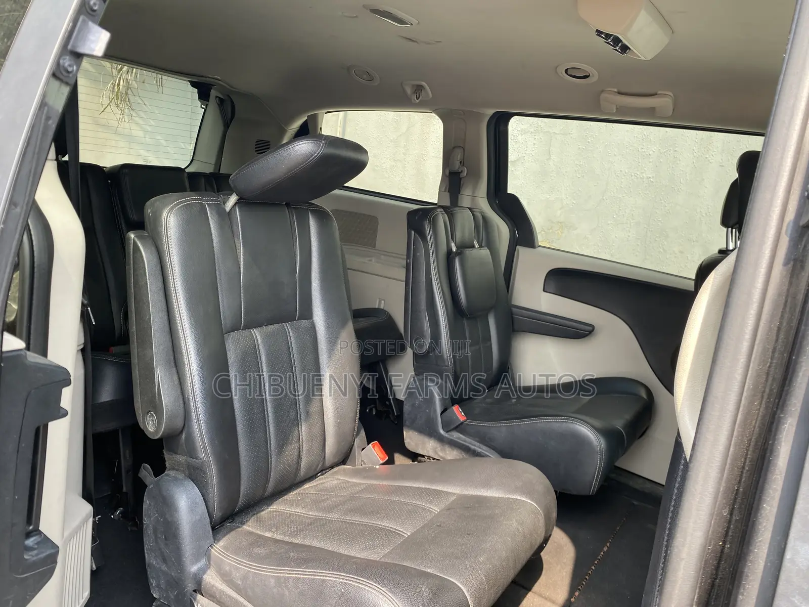 Dodge Grand Caravan 2013 Black