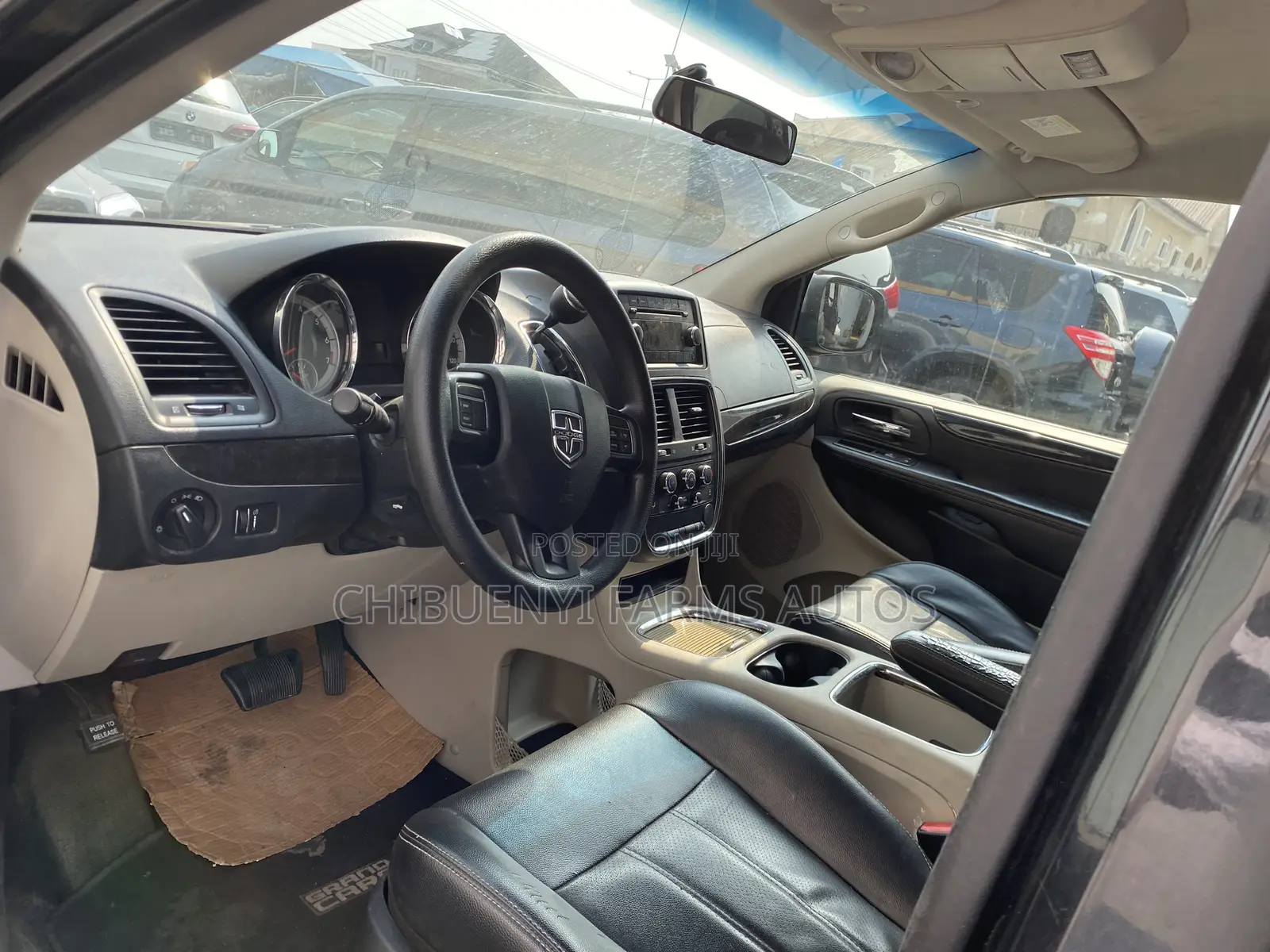 Dodge Grand Caravan 2013 Black