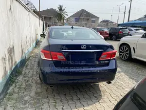 Lexus ES 350 2012 Blue