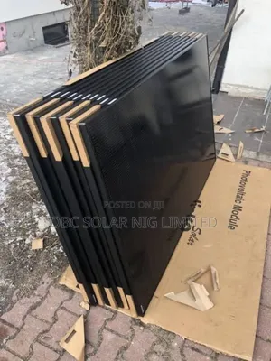 All Black Jinko Bifacial 650watts Solar Panel