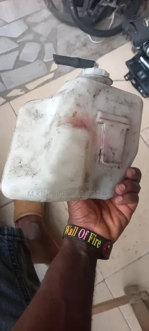 Radiator Water Contain 013acc