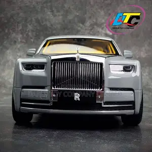 Licensed Rolls Royce Phantom 8 Ewb Official Die-Cast Miniature Model